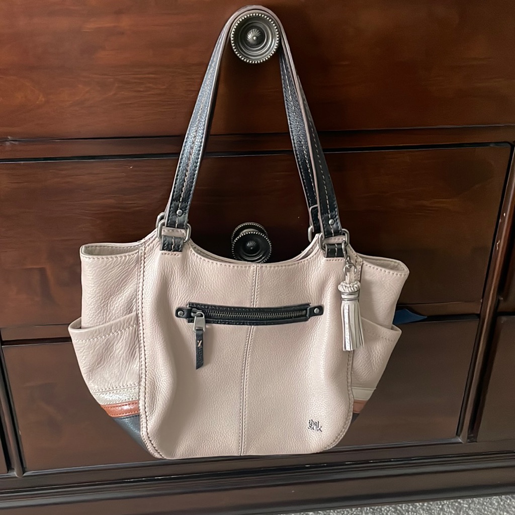The Sak Purse, Great Condition Used A Few Times Then Sat In A Closet.
